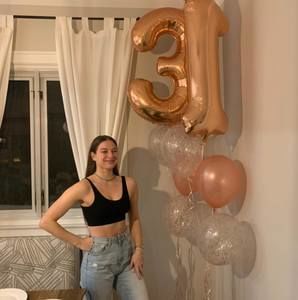 Meet your Posher, Emilie